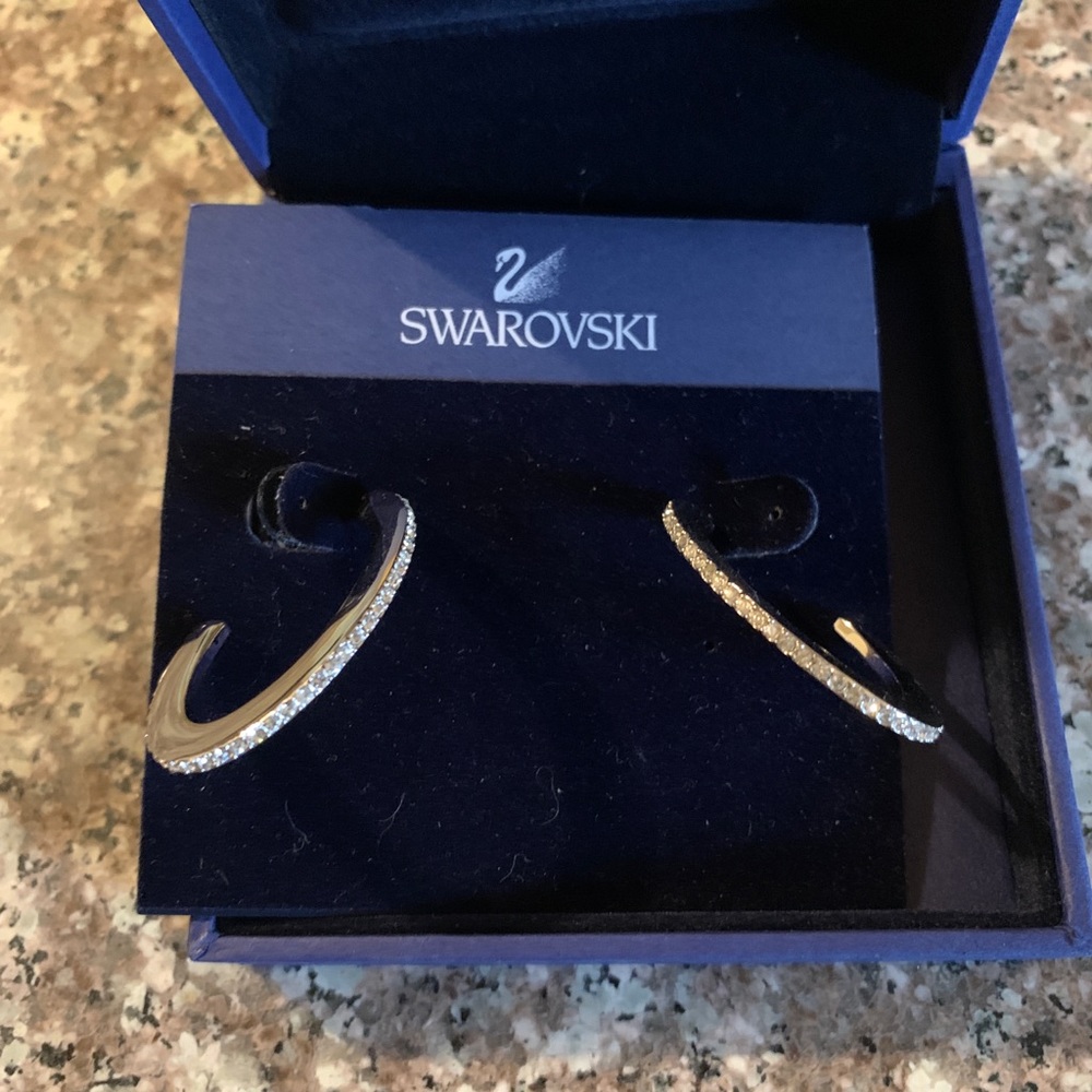 Swarovski earring, used but look new